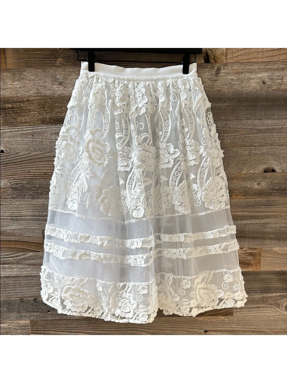 Bebe White Tulle Embroidered Semi Sheer Midi Skirt Size 2P